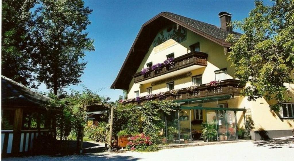 Gasthof Zur Seeburg Seekirchen Markt Exterior foto