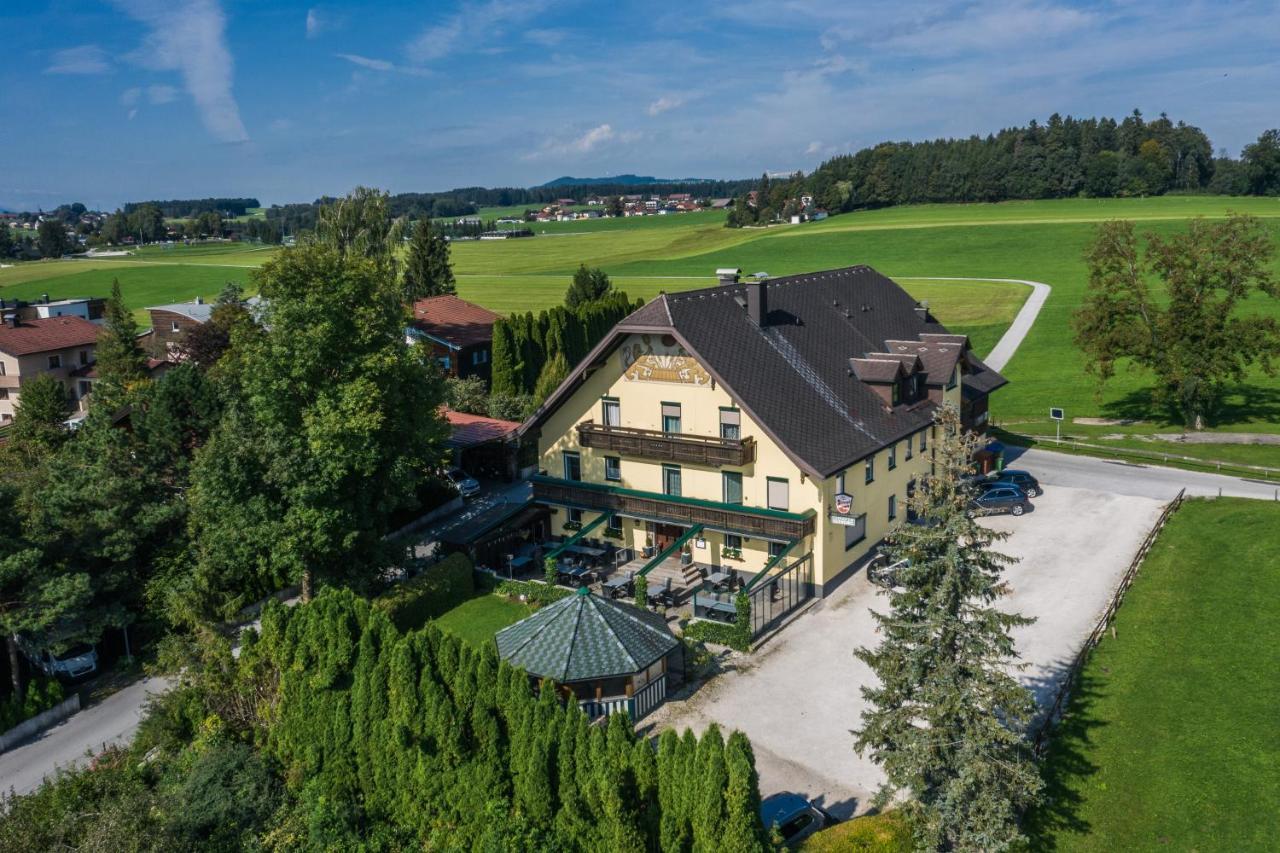 Gasthof Zur Seeburg Seekirchen Markt Exterior foto